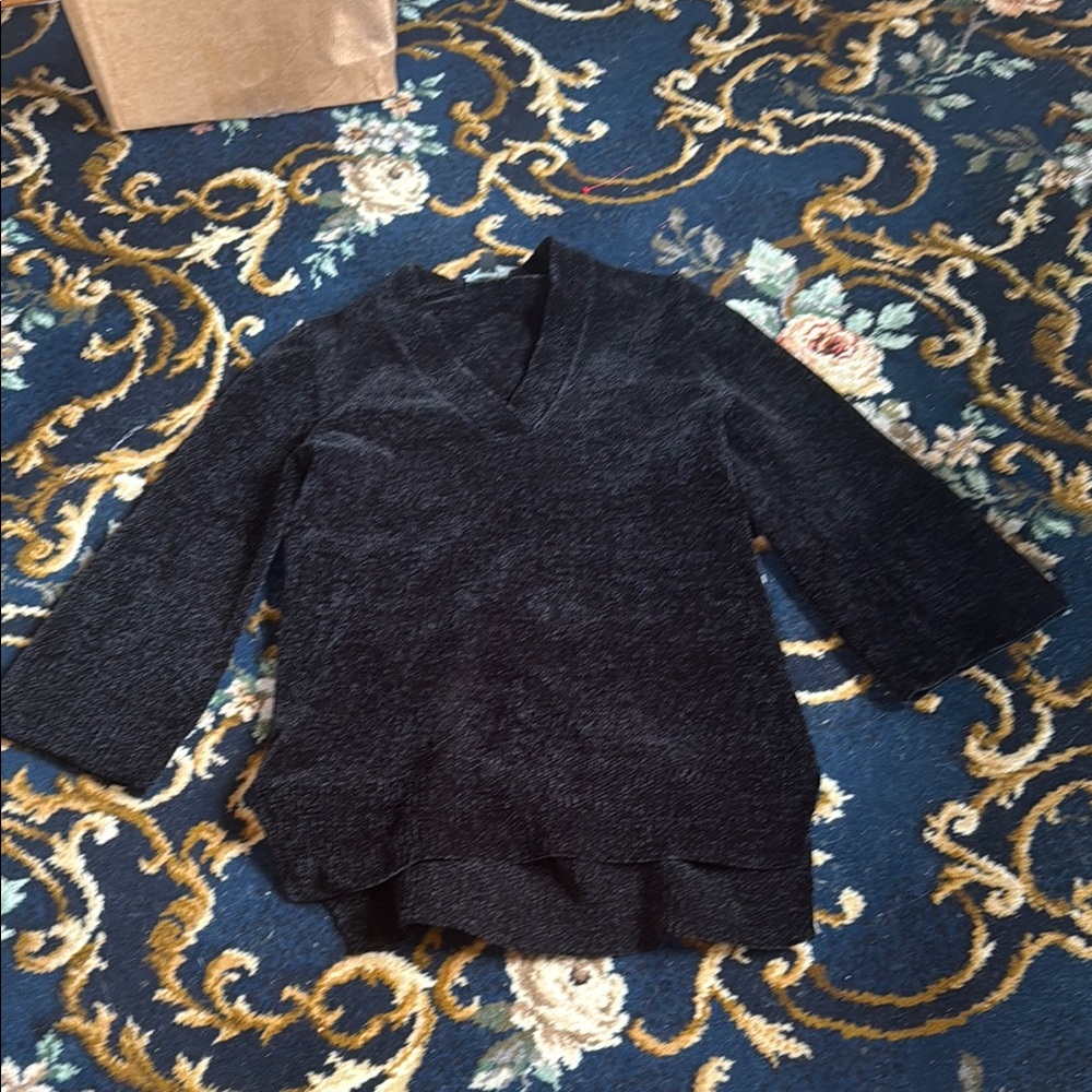 Ann Taylor wide sleeve Sweater- worn about 3 times